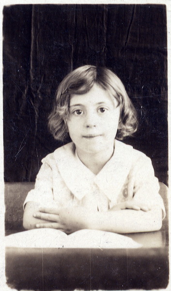 1932_theresa_01.jpg