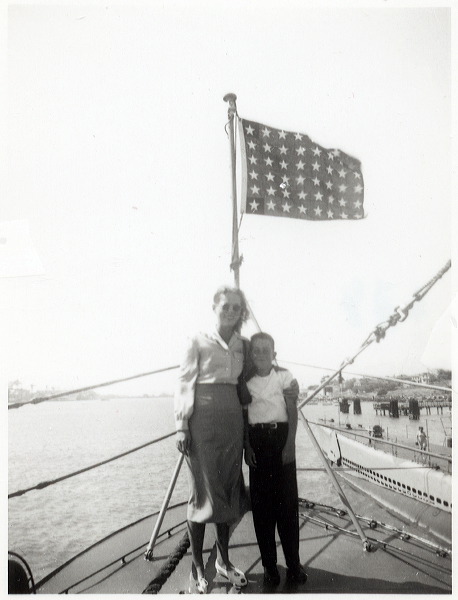 1950_pete_navy_yard_02.jpg