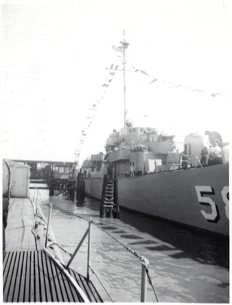1950_pete_navy_yard_05.jpg