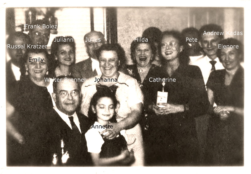 1952_ci_julius_family_guide.jpg