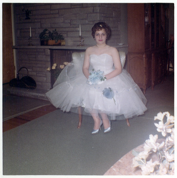 1962_bev_prom_11.jpg
